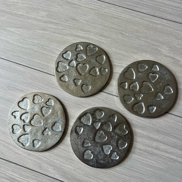 Heart Patterned Coasters Set - Picture 1 of 2